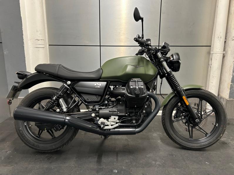 MOTO GUZZI V7 STONE